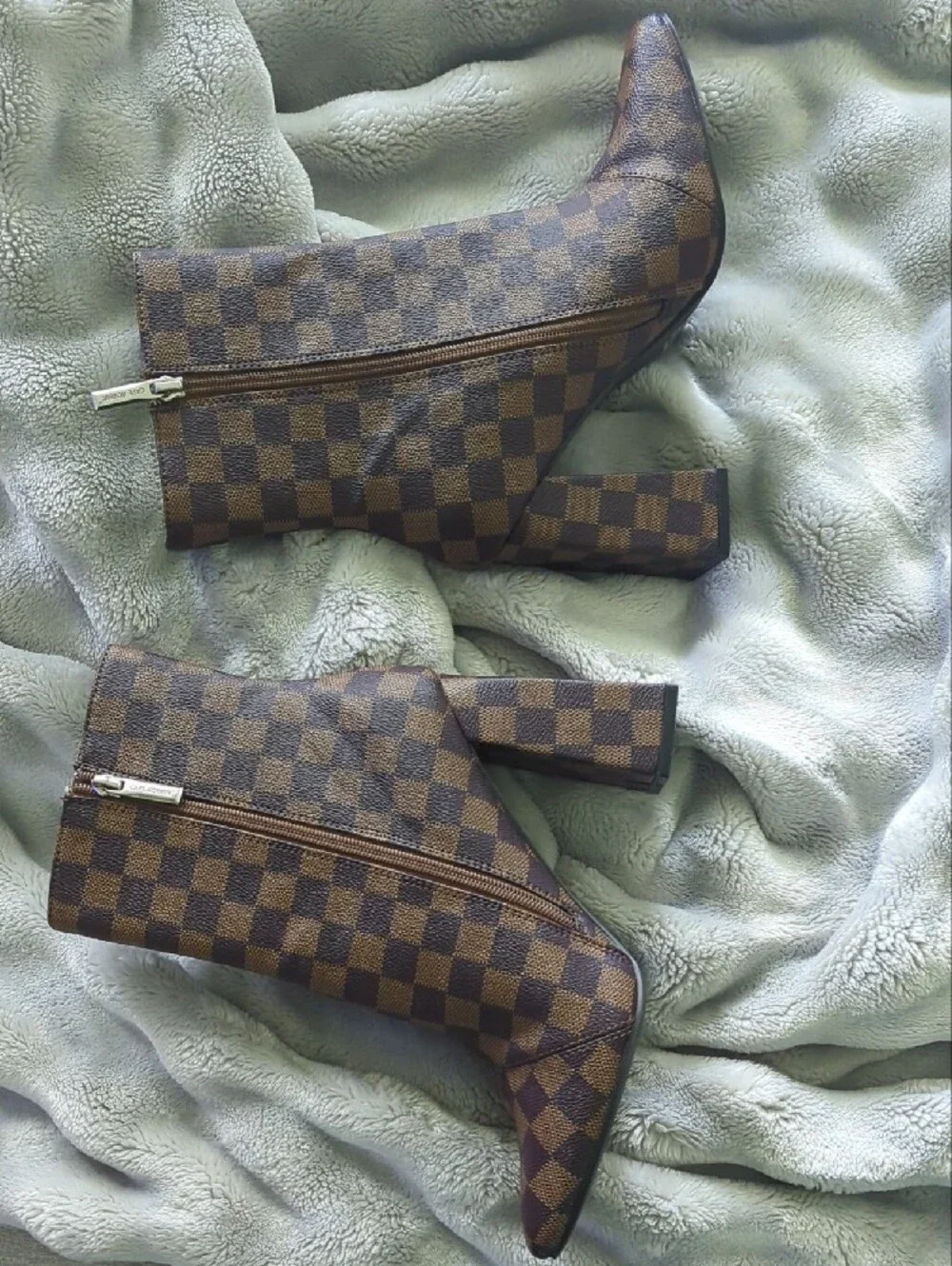 Cape Robbin Brown Checkered Block Heel Ankle Boots Like New
